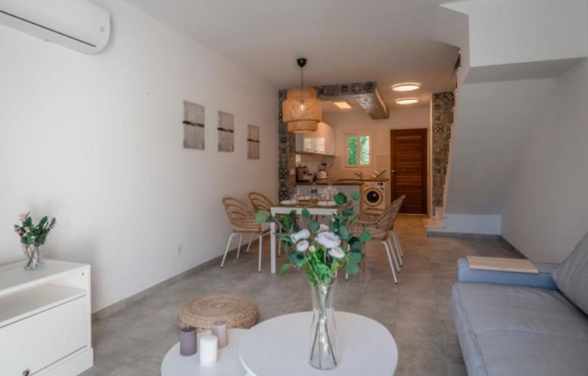 Holiday Cosy Home Paphos Eksteriør bilde